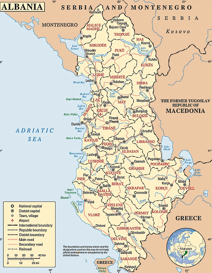 Albanien Karte mit Städten, Regionen, Orten, Straßen, Flüssen und Seen auf Englisch