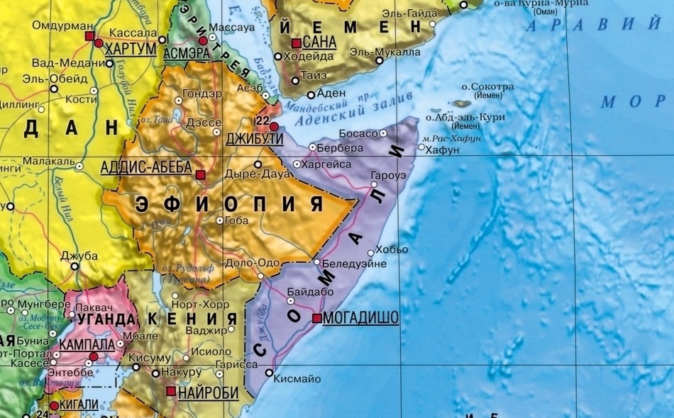 Сомали на карте мира с соседними странами, границами и городами на русском языке